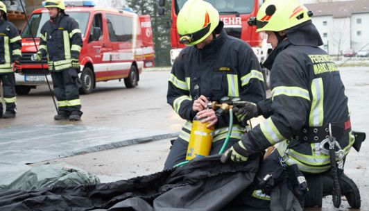 Tente d'intervention X GLOO 'Sapeurs-pompiers 118'