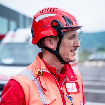 Schutzhelm QUANTUM CABRIO weiss/rot